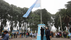 Se-conmemoro-el-215-Aniversario-de-la-Revolucion-de-Mayo