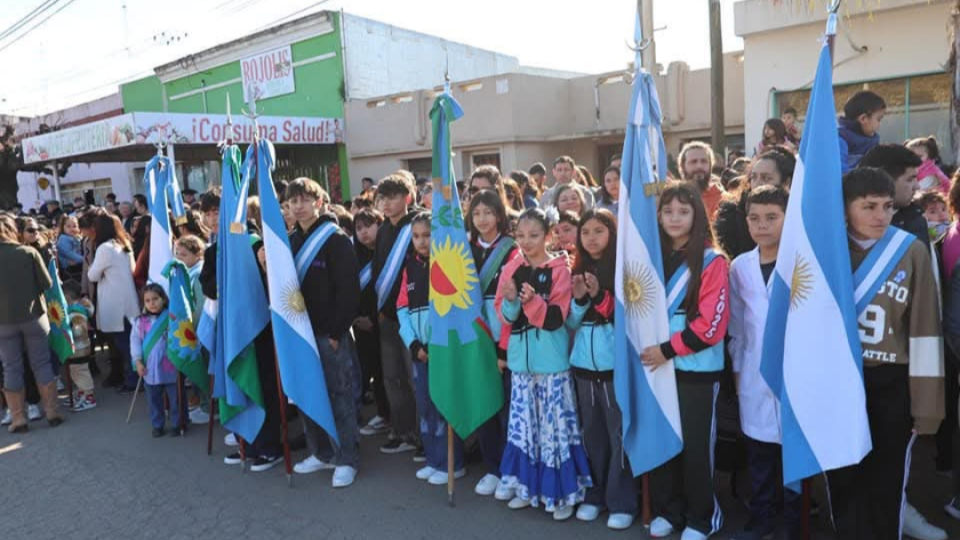 Acto por el Día de la Independencia en Gobernador Castro Acto por el Día de la Independencia en Gobernador Castro