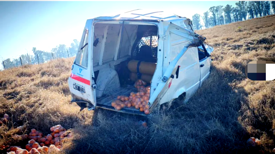 Pergamino: Cuatro vendedores ambulantes sampedrinos protagonizaron un despiste en la Ruta 8 Pergamino: Cuatro vendedores ambulantes sampedrinos protagonizaron un despiste en la Ruta 8