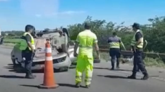 Kilometro-148-Vuelco-de-un-vehiculo-sobre-la-ruta-9