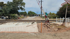Avanza-la-obra-de-reparacion-del-paso-a-nivel-sobre-el-ingreso-a-la-ciudad