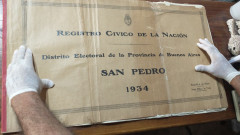 Ceden-un-padron-electoral-de-1934-al-archivo-de-documentacion-del-Museo-Paleontologico